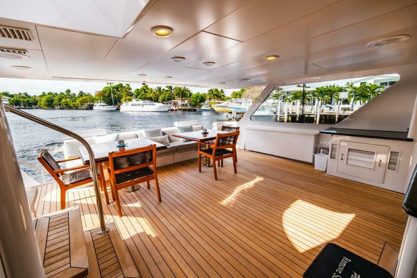 LONE STAR 130ft Hatteras Yacht For Sale