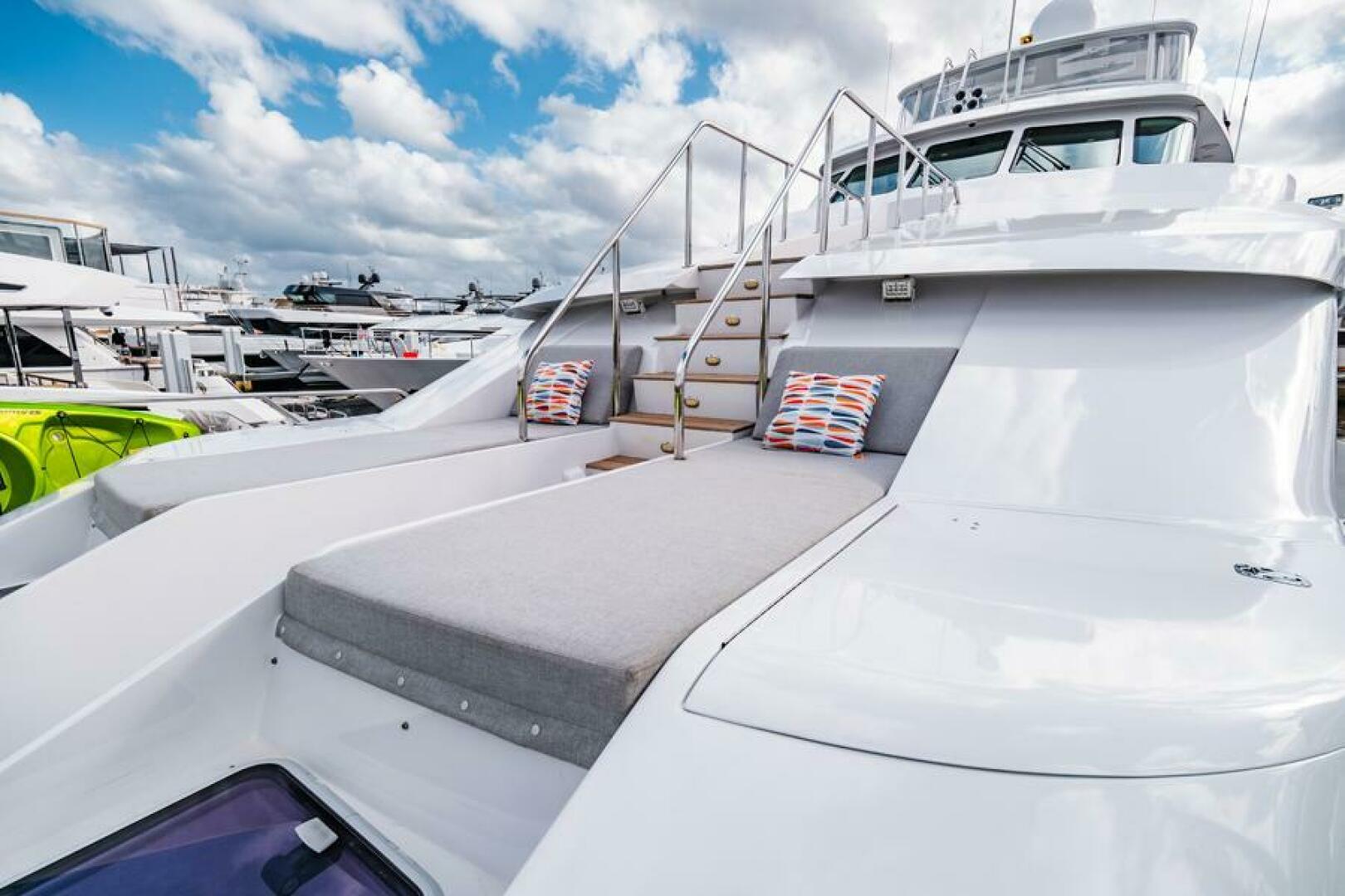 LONE STAR 130ft Hatteras Yacht For Sale