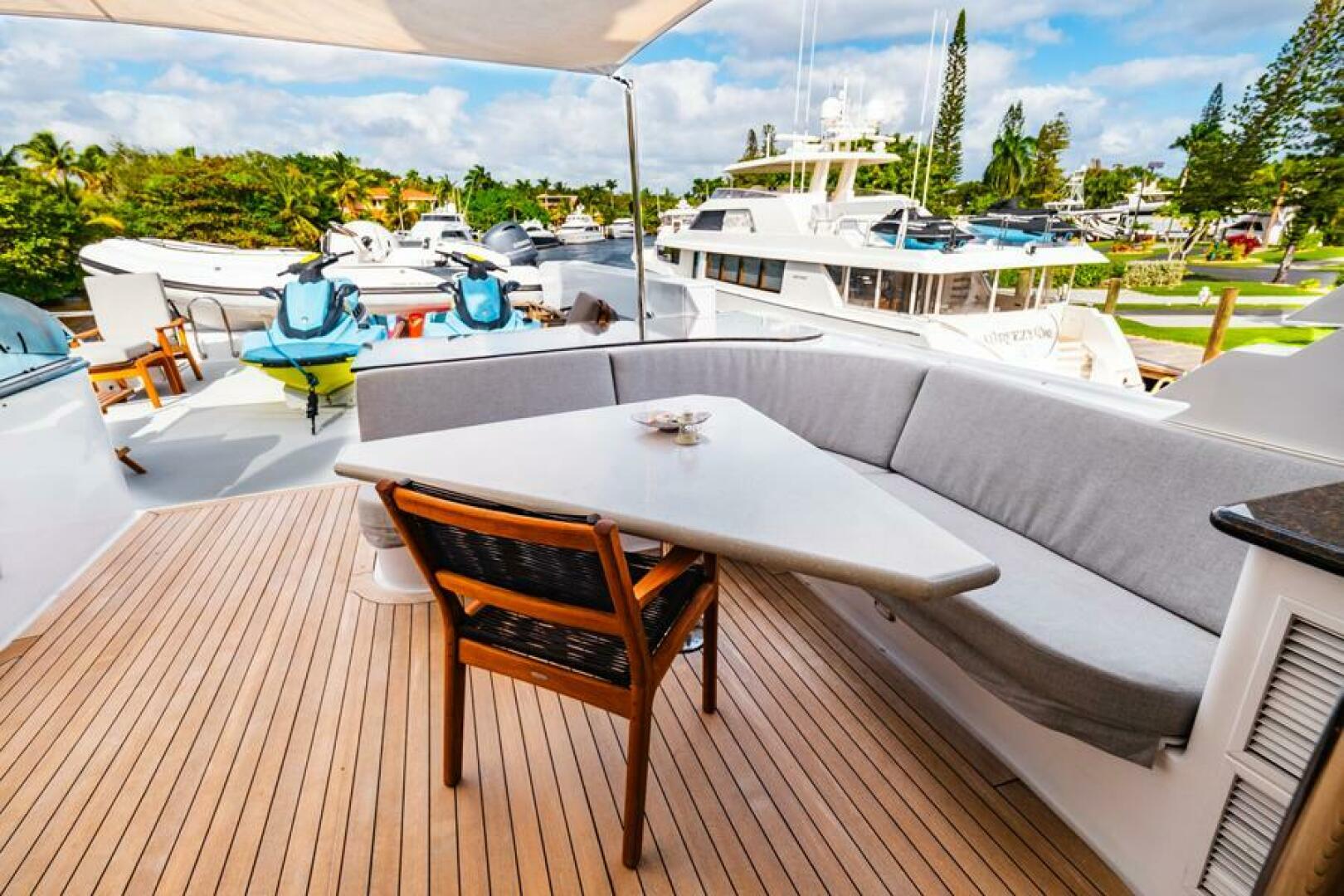 LONE STAR 130ft Hatteras Yacht For Sale