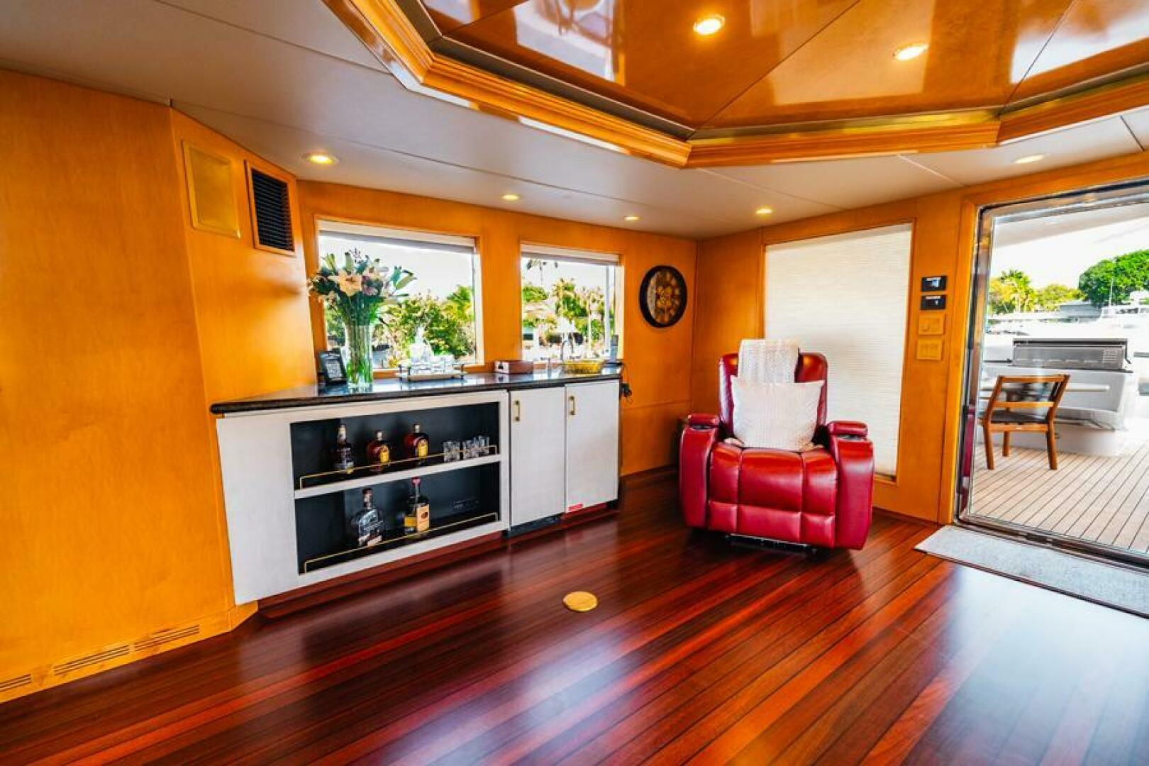 LONE STAR 130ft Hatteras Yacht For Sale