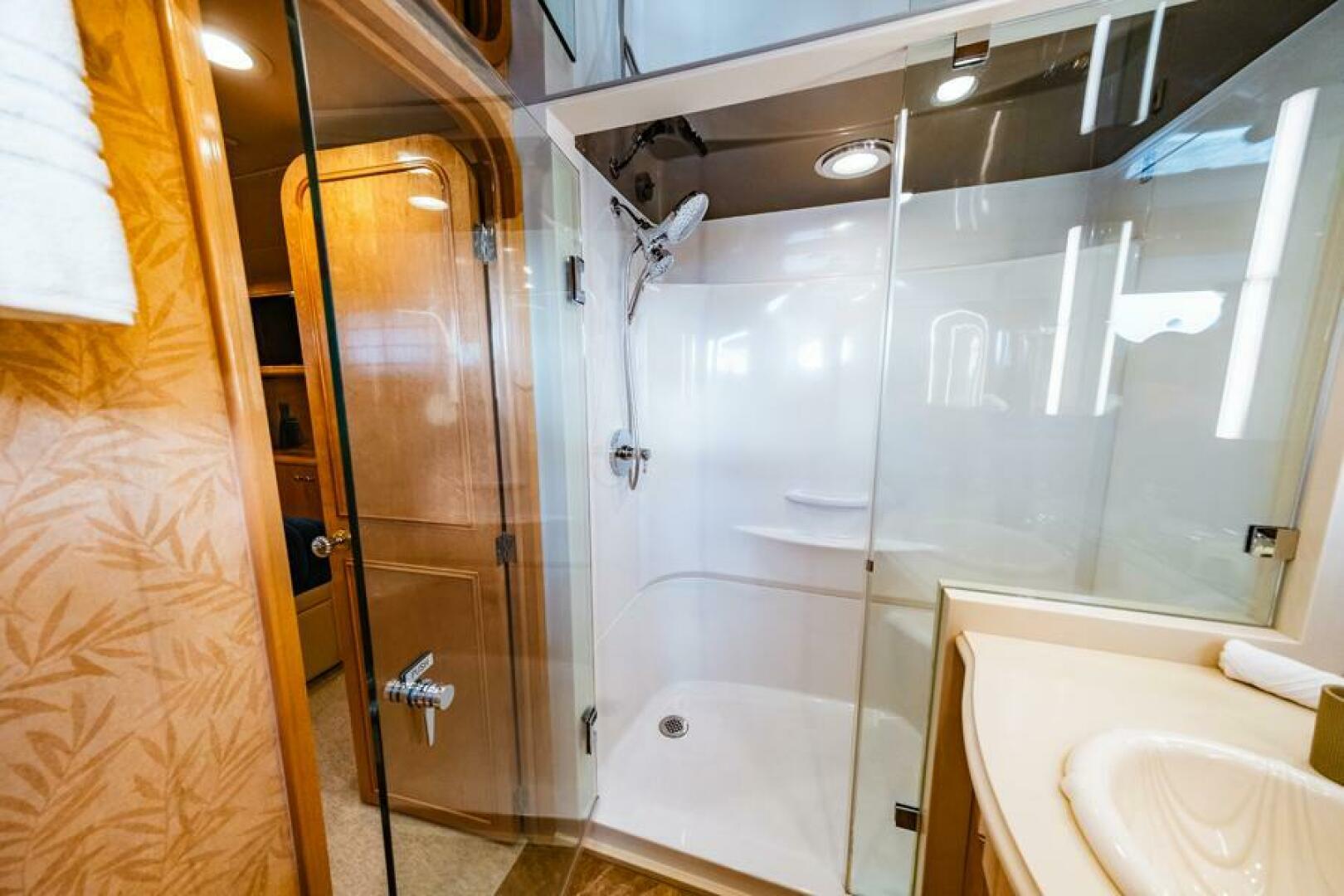 LONE STAR 130ft Hatteras Yacht For Sale