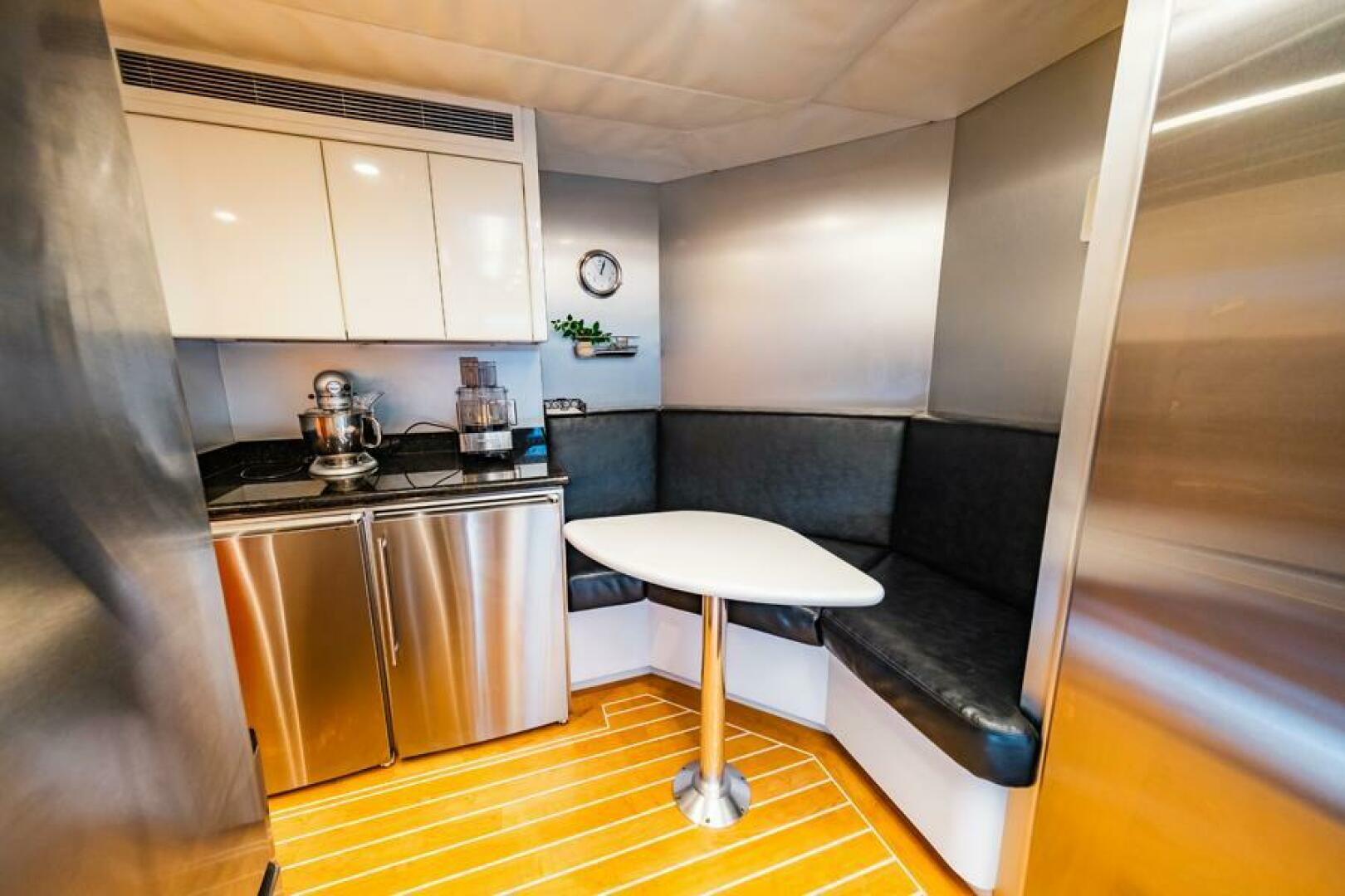LONE STAR 130ft Hatteras Yacht For Sale
