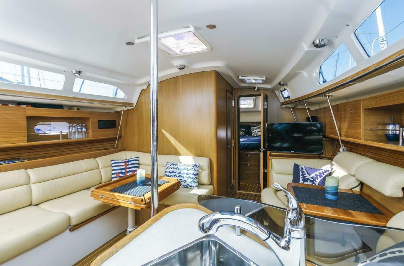 Kia Ora 38ft Catalina Yacht For Sale