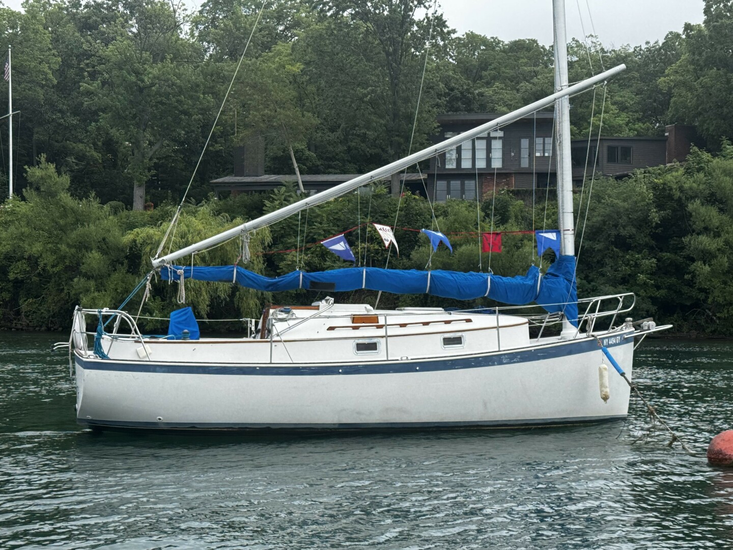 26ft Nonsuch Yacht For Sale