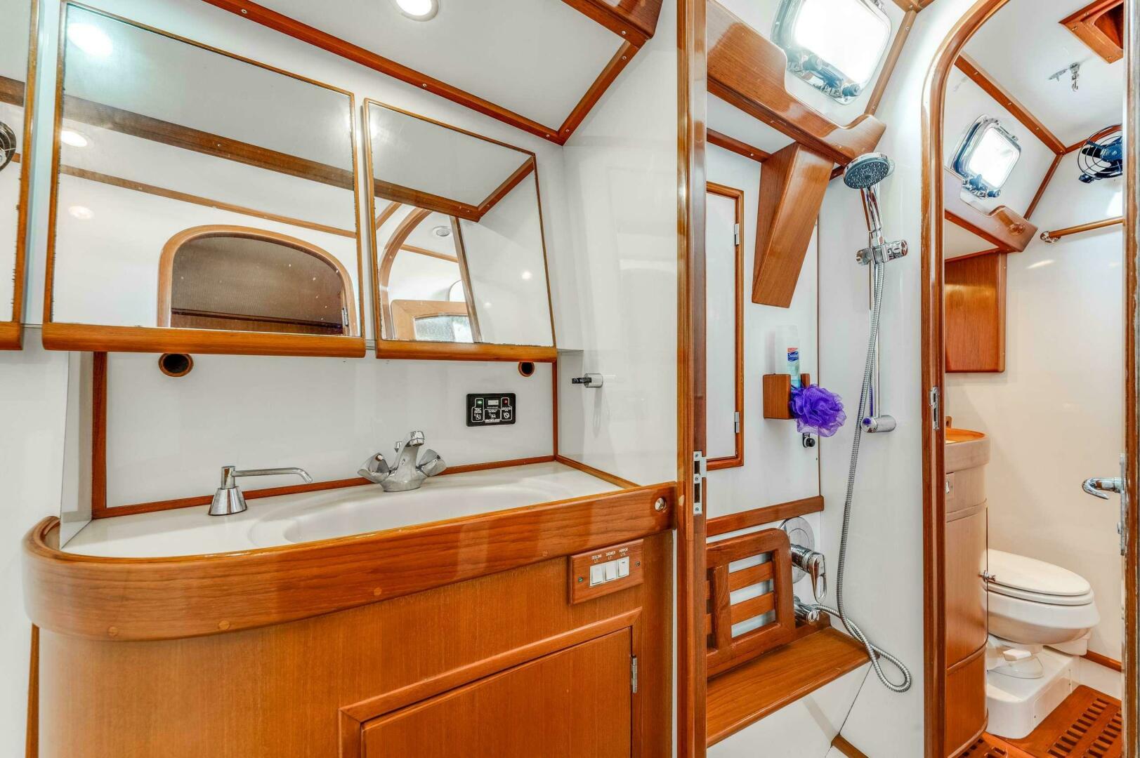 Perfect Symmetry 70ft Hylas Yacht For Sale