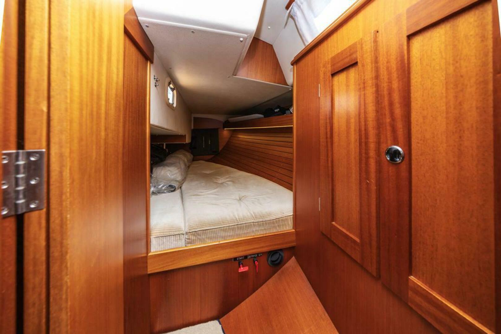 Roniin 31ft Hallberg Rassy Yacht For Sale