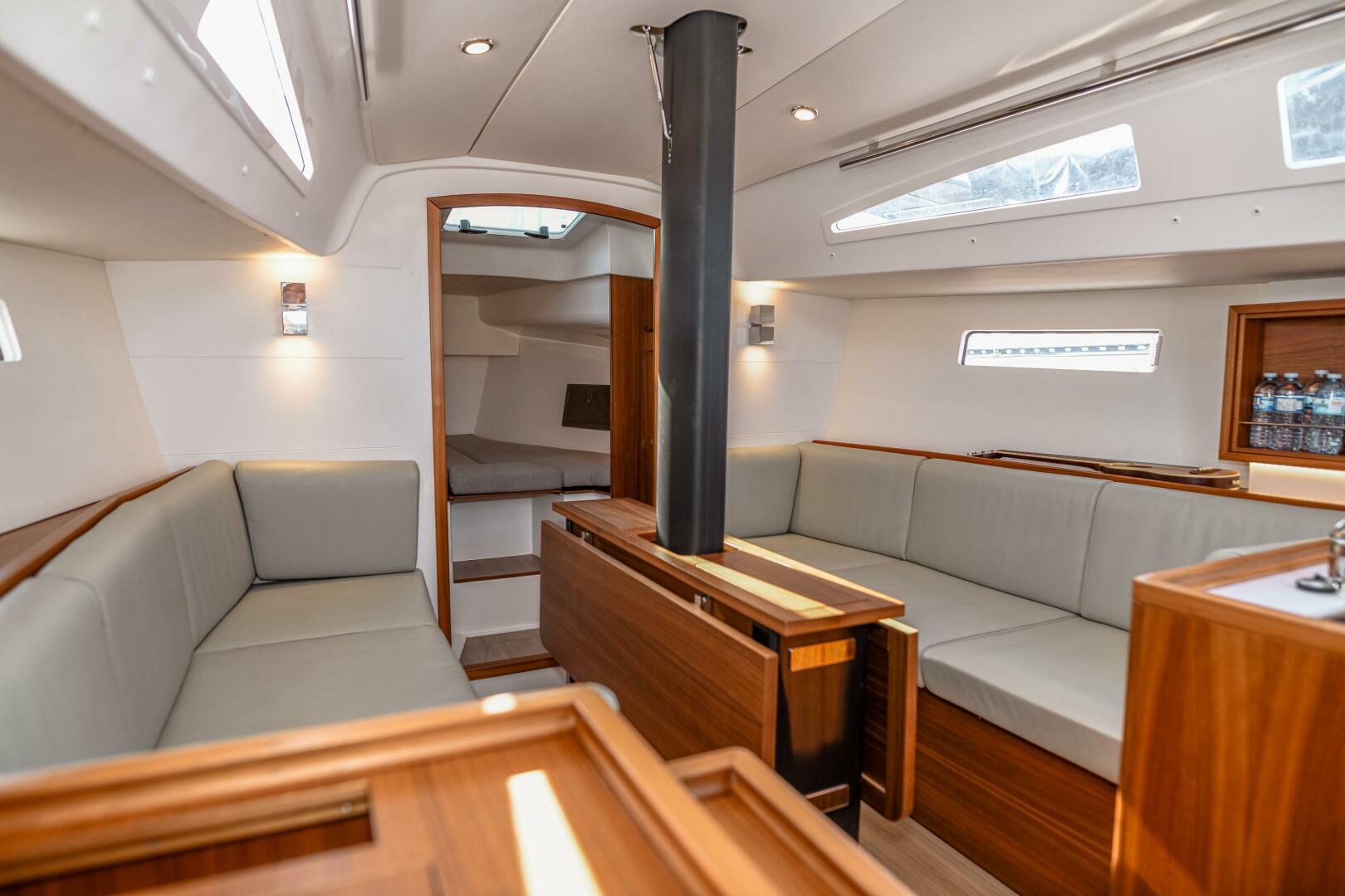 36ft J Boats Yacht For Sale