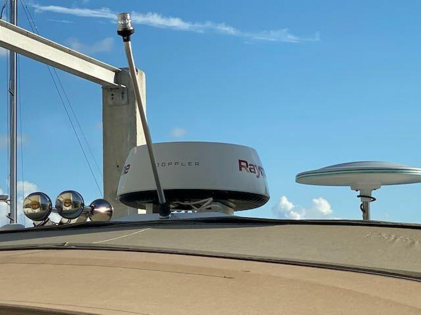 38ft Sea Ray Yacht For Sale