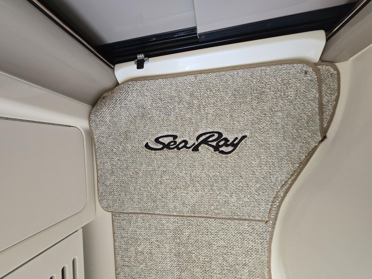 38ft Sea Ray Yacht For Sale