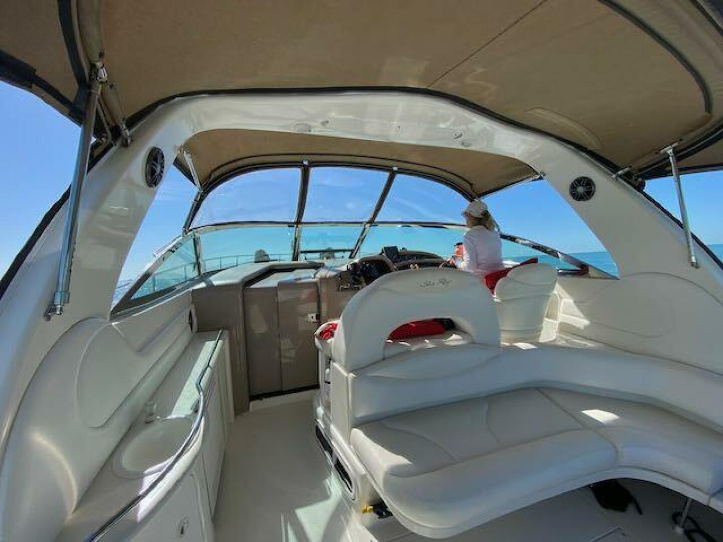 38ft Sea Ray Yacht For Sale