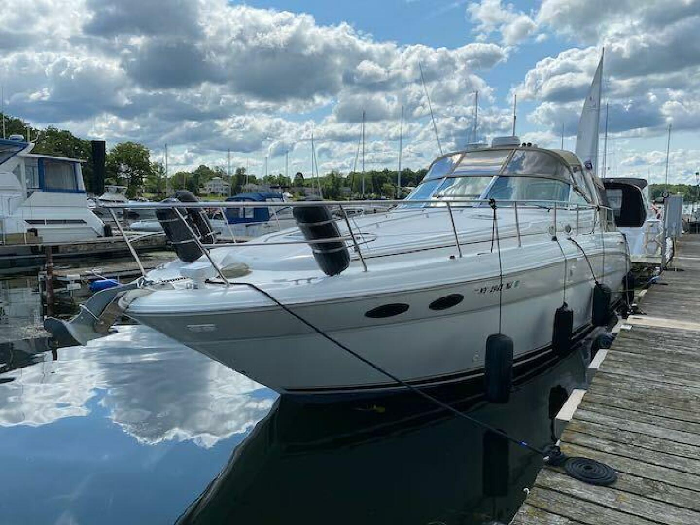 38ft Sea Ray Yacht For Sale