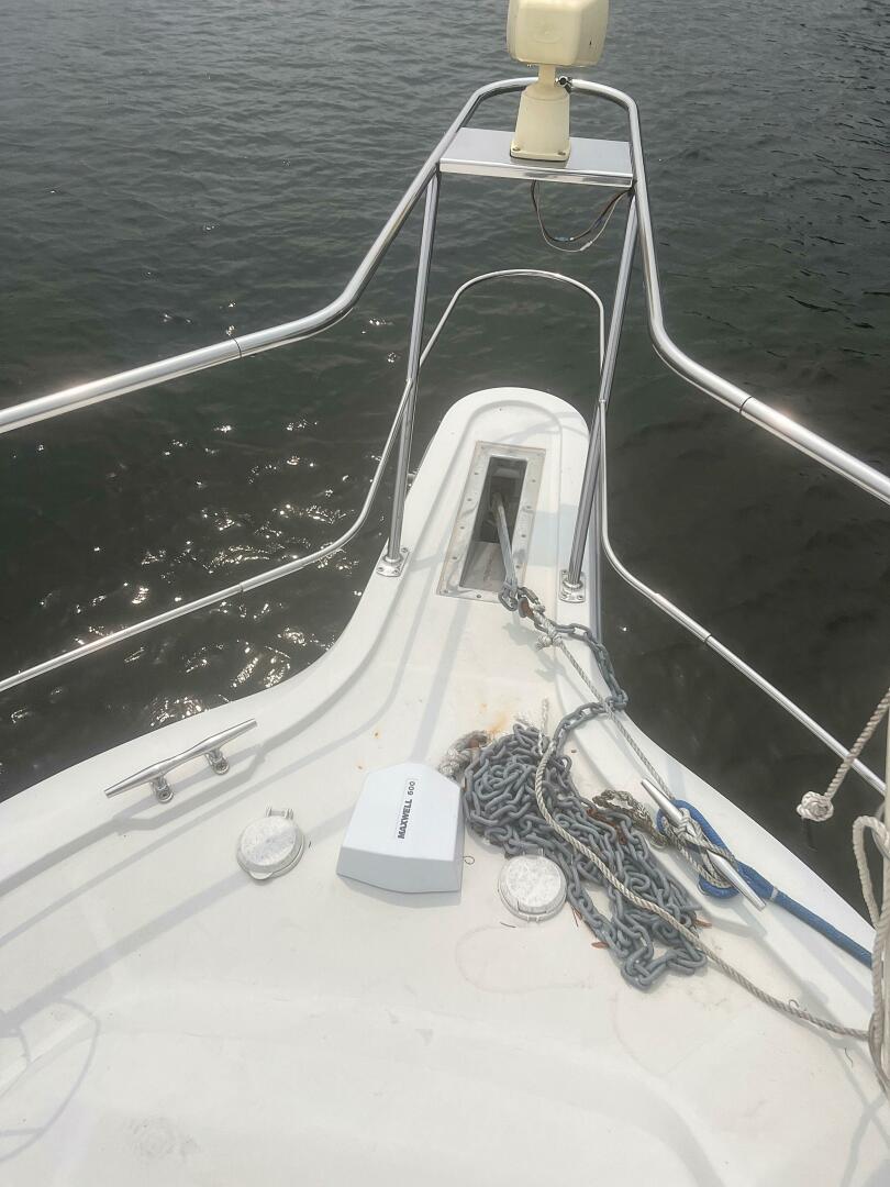 SEA DELIVERY 35ft Carver Yacht For Sale
