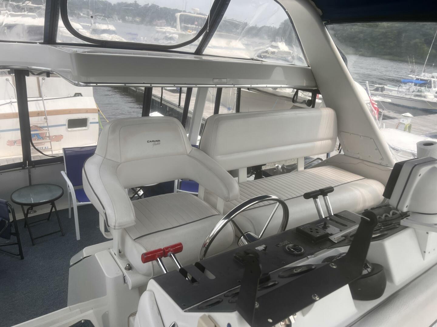 SEA DELIVERY 35ft Carver Yacht For Sale