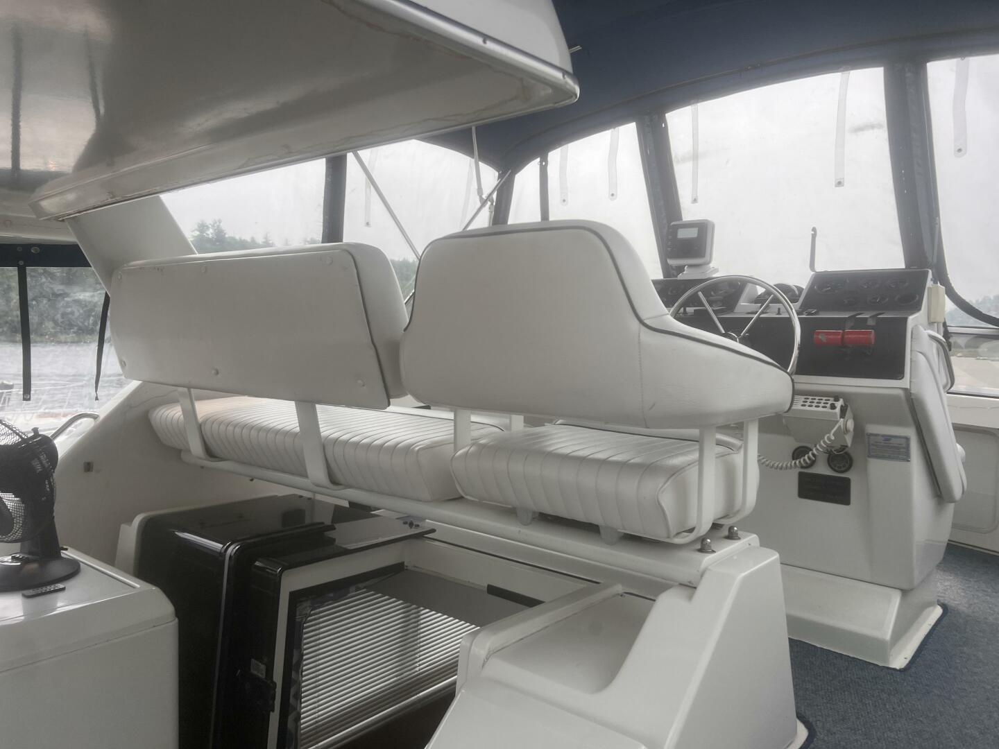 SEA DELIVERY 35ft Carver Yacht For Sale