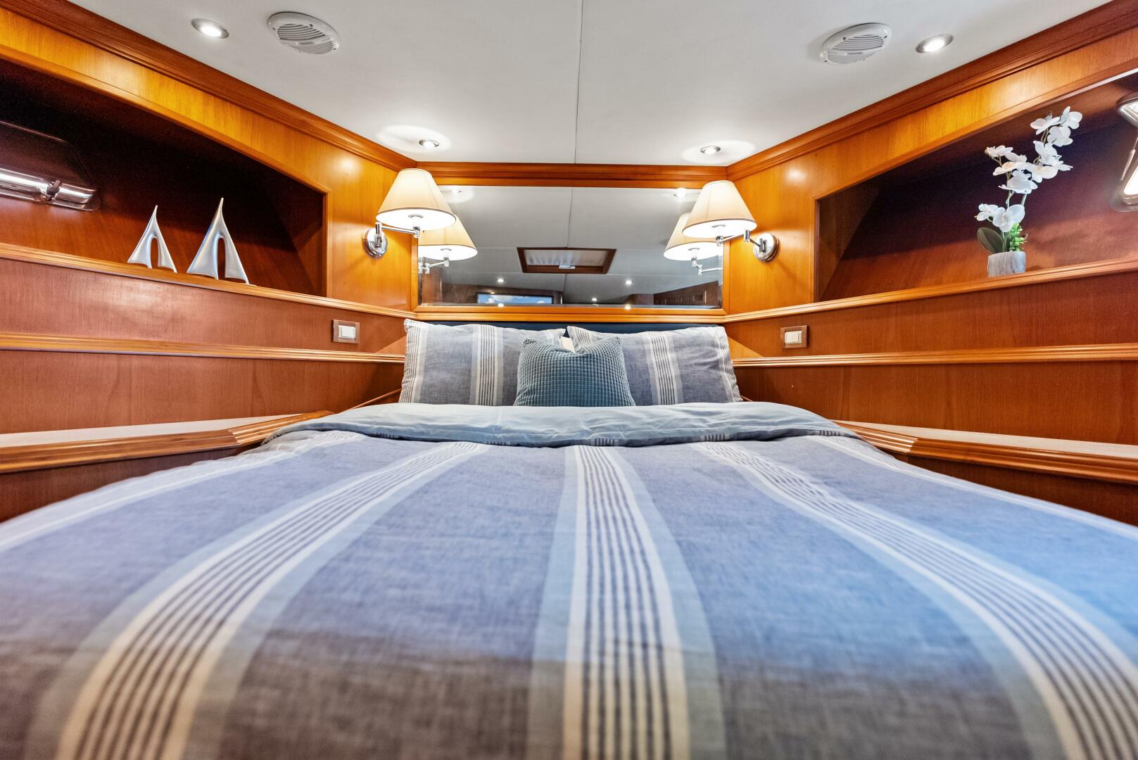 El Legado 72ft Grand Banks Yacht For Sale