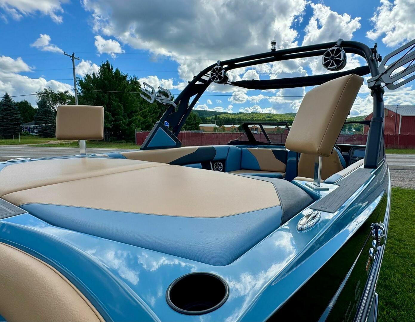 24ft ATX Surf Boats Yacht For Sale
