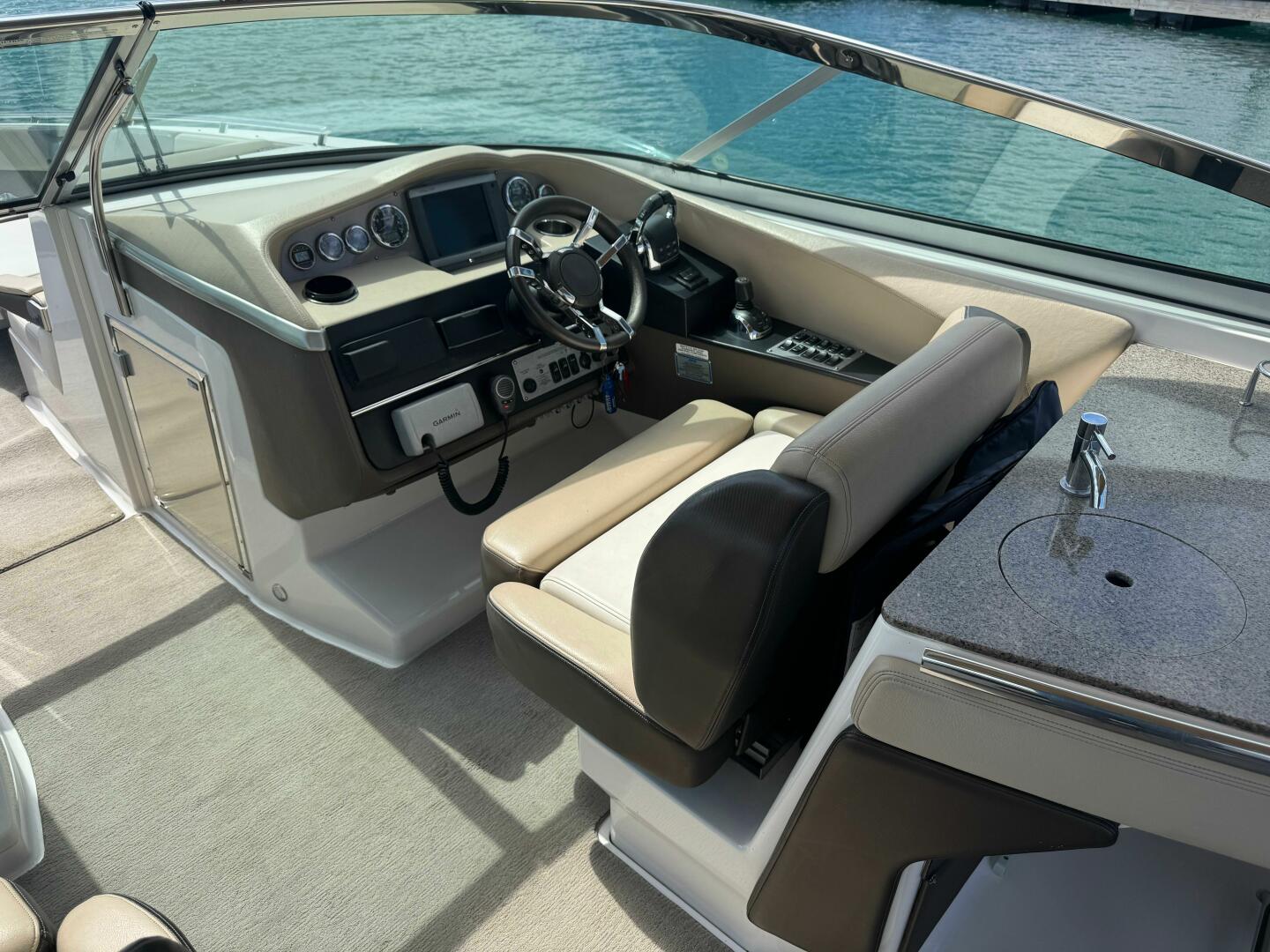 32ft Regal Yacht For Sale