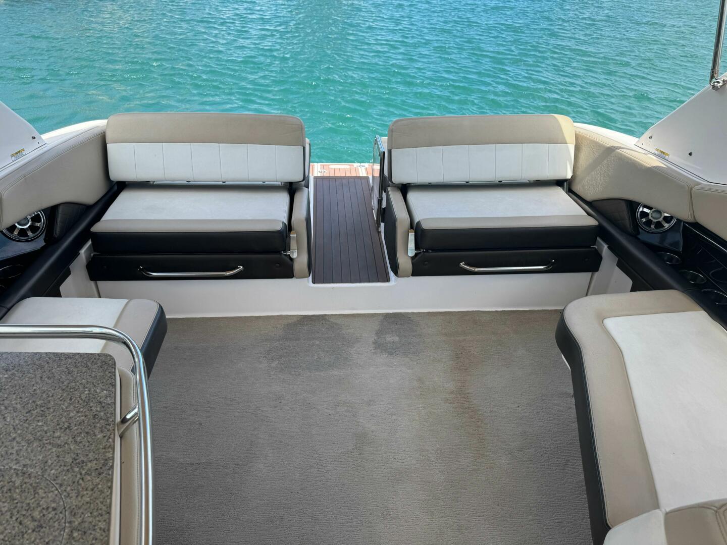 32ft Regal Yacht For Sale
