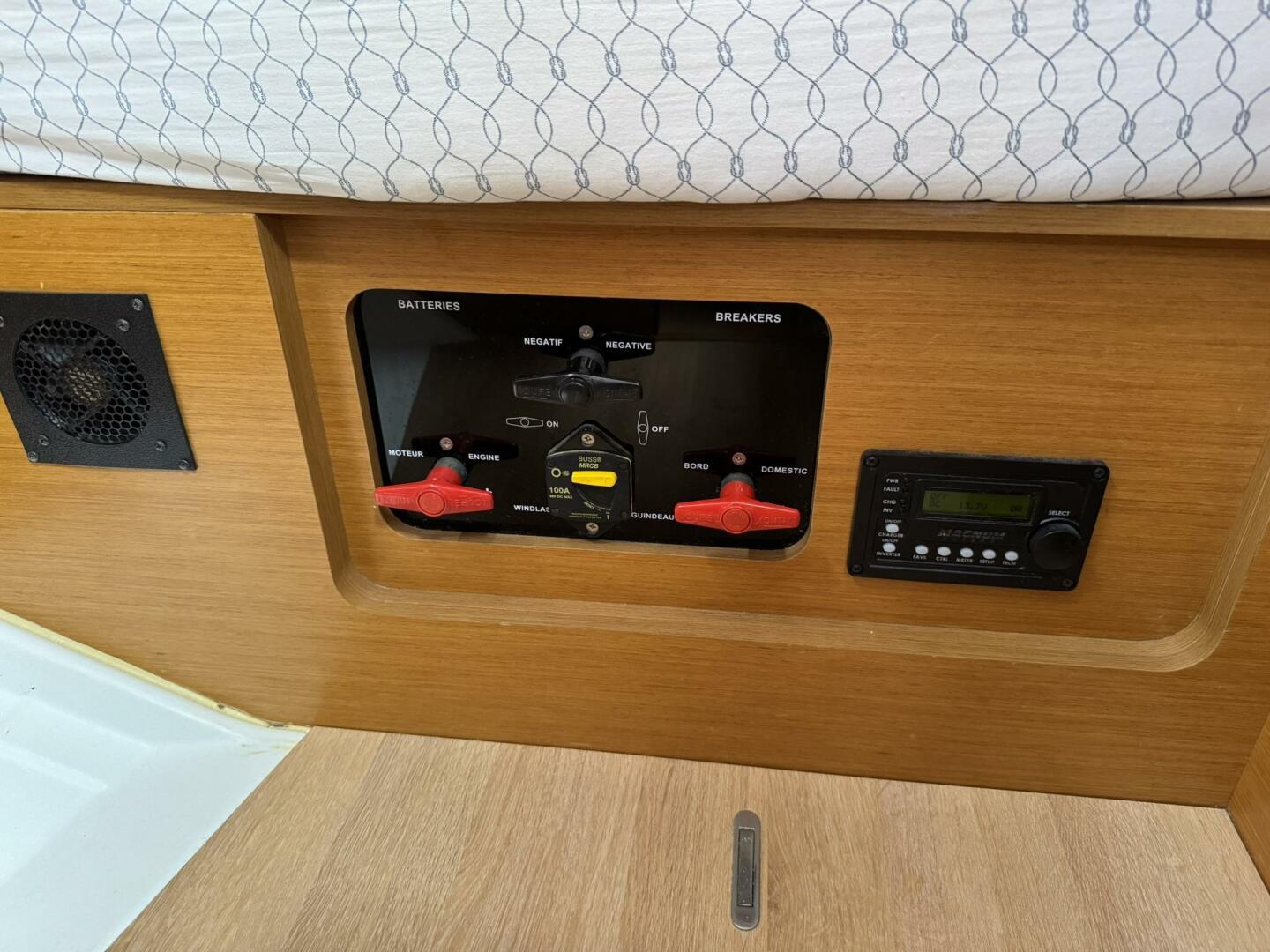 KAiROS 40ft Jeanneau Yacht For Sale