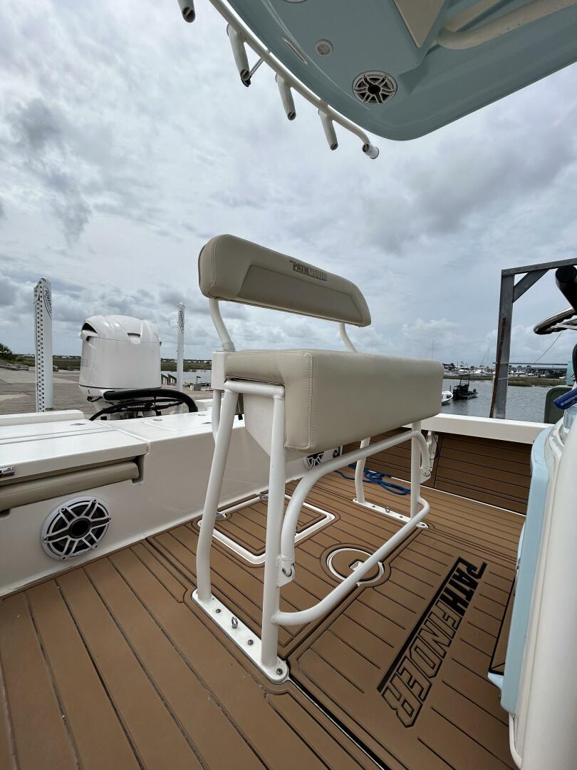 24ft Pathfinder Yacht For Sale