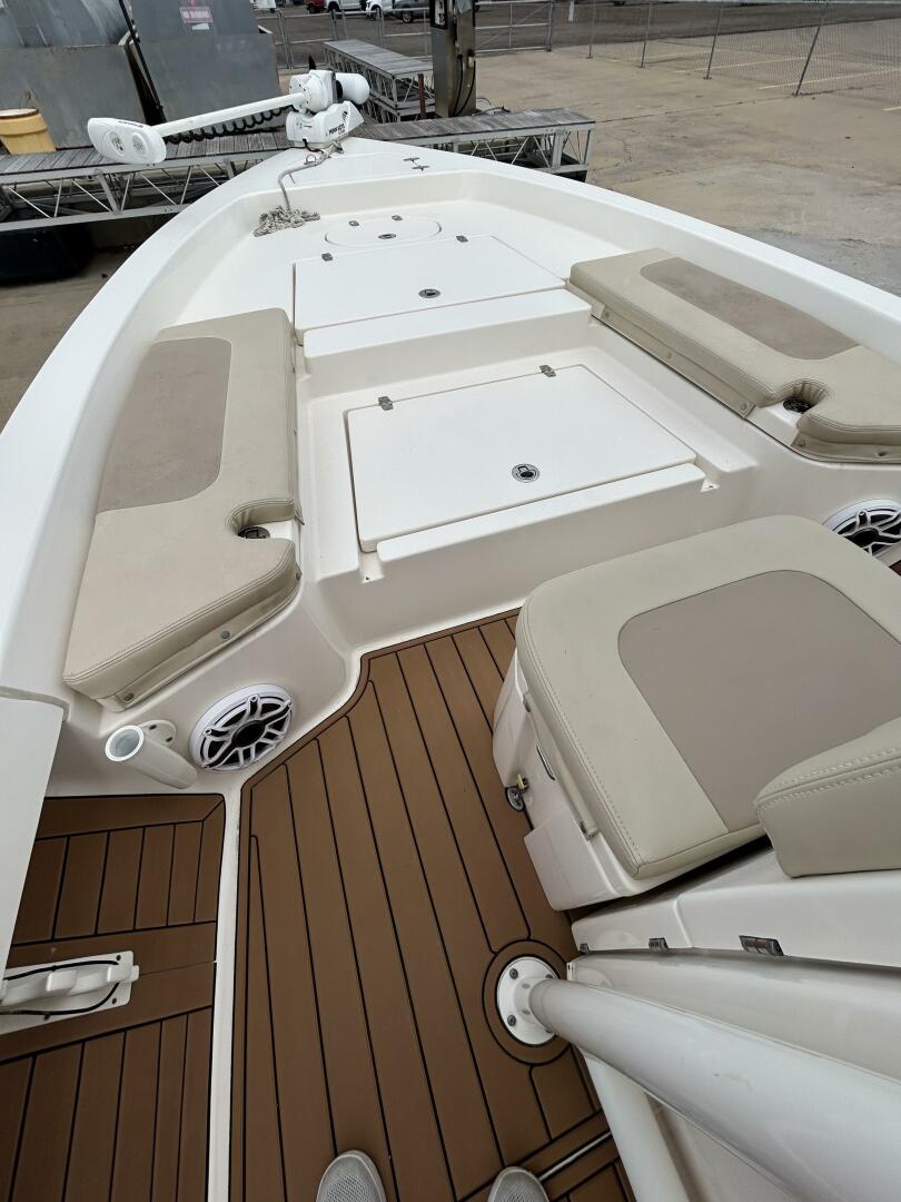 24ft Pathfinder Yacht For Sale