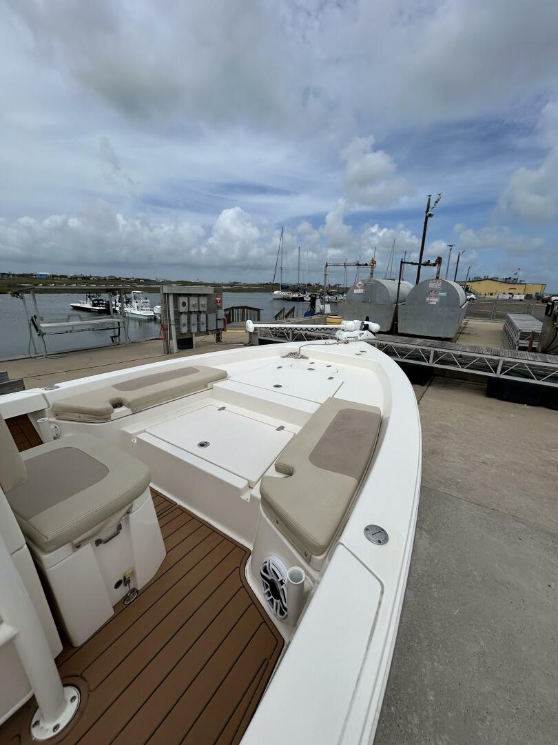 24ft Pathfinder Yacht For Sale