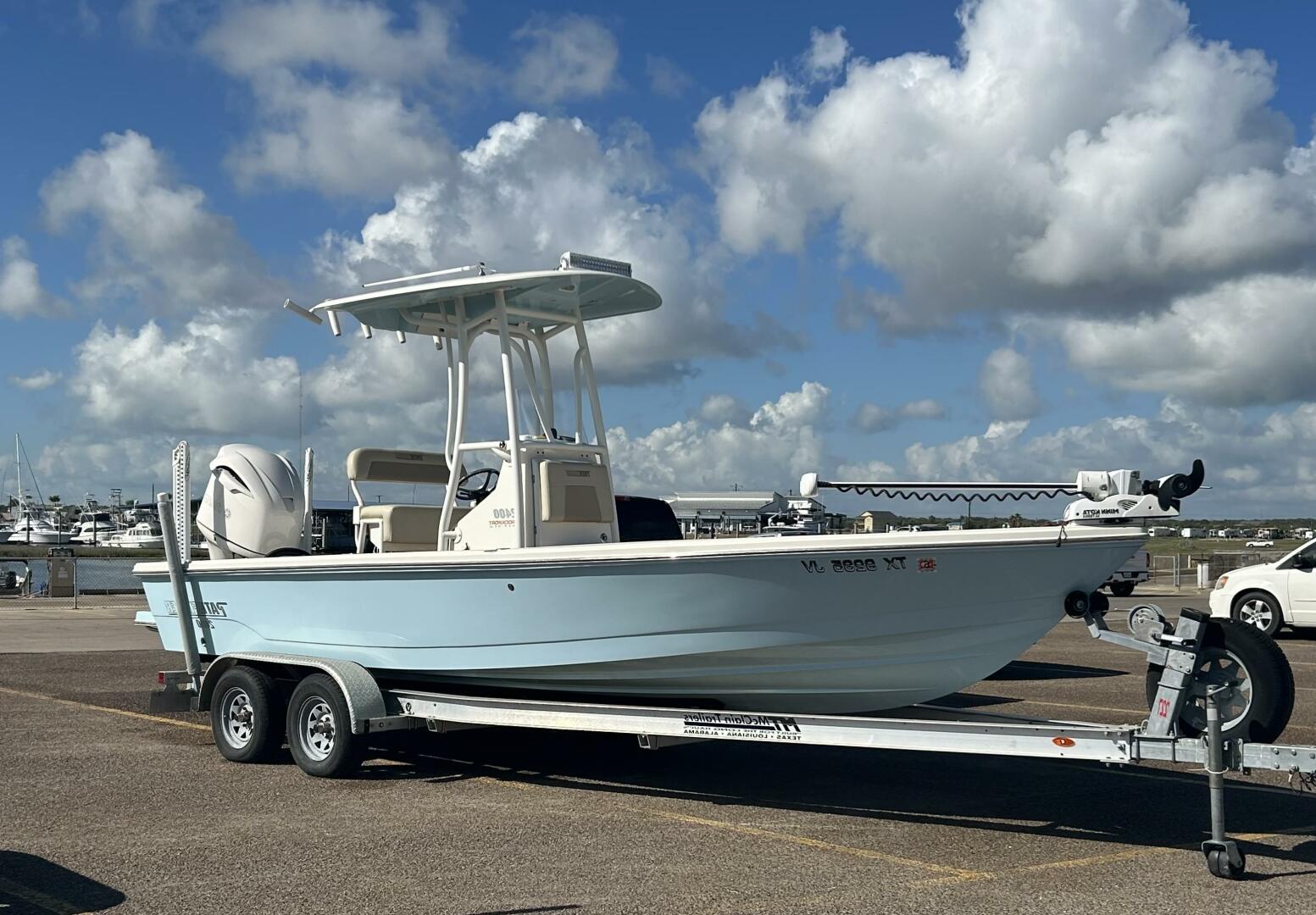 24ft Pathfinder Yacht For Sale