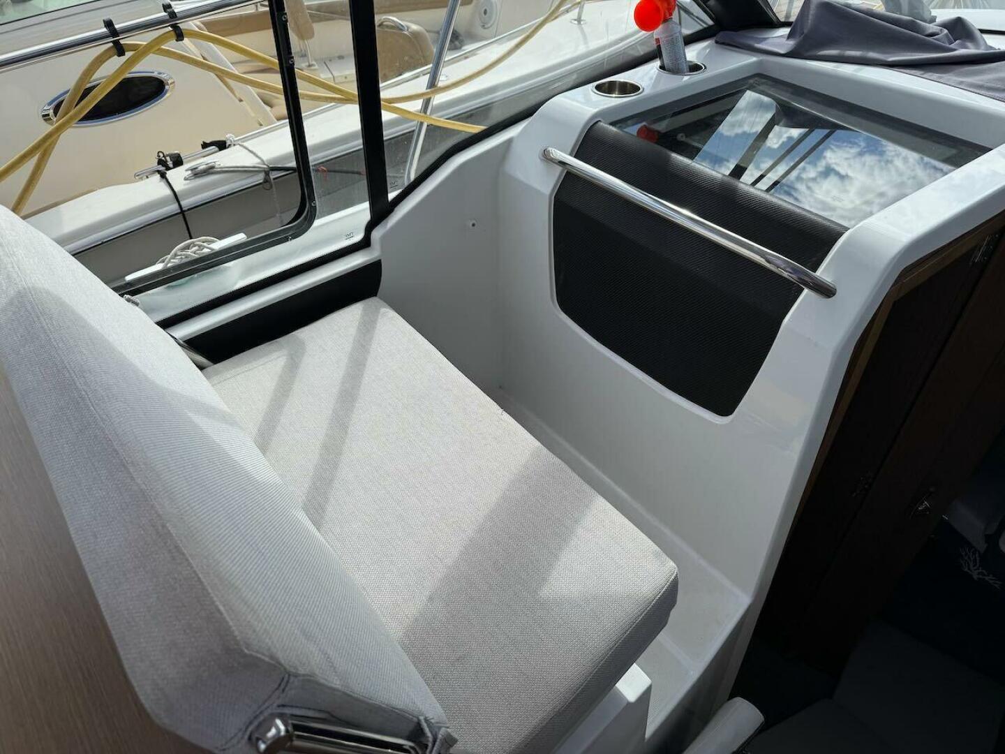 PISCES 29ft Jeanneau Yacht For Sale