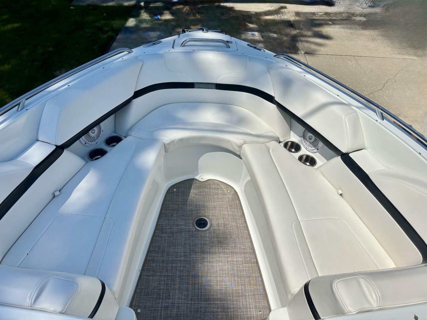 24ft Formula Yacht For Sale