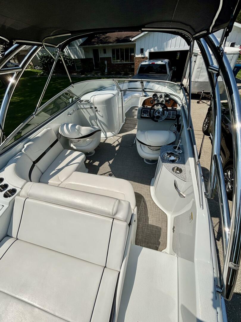 24ft Formula Yacht For Sale