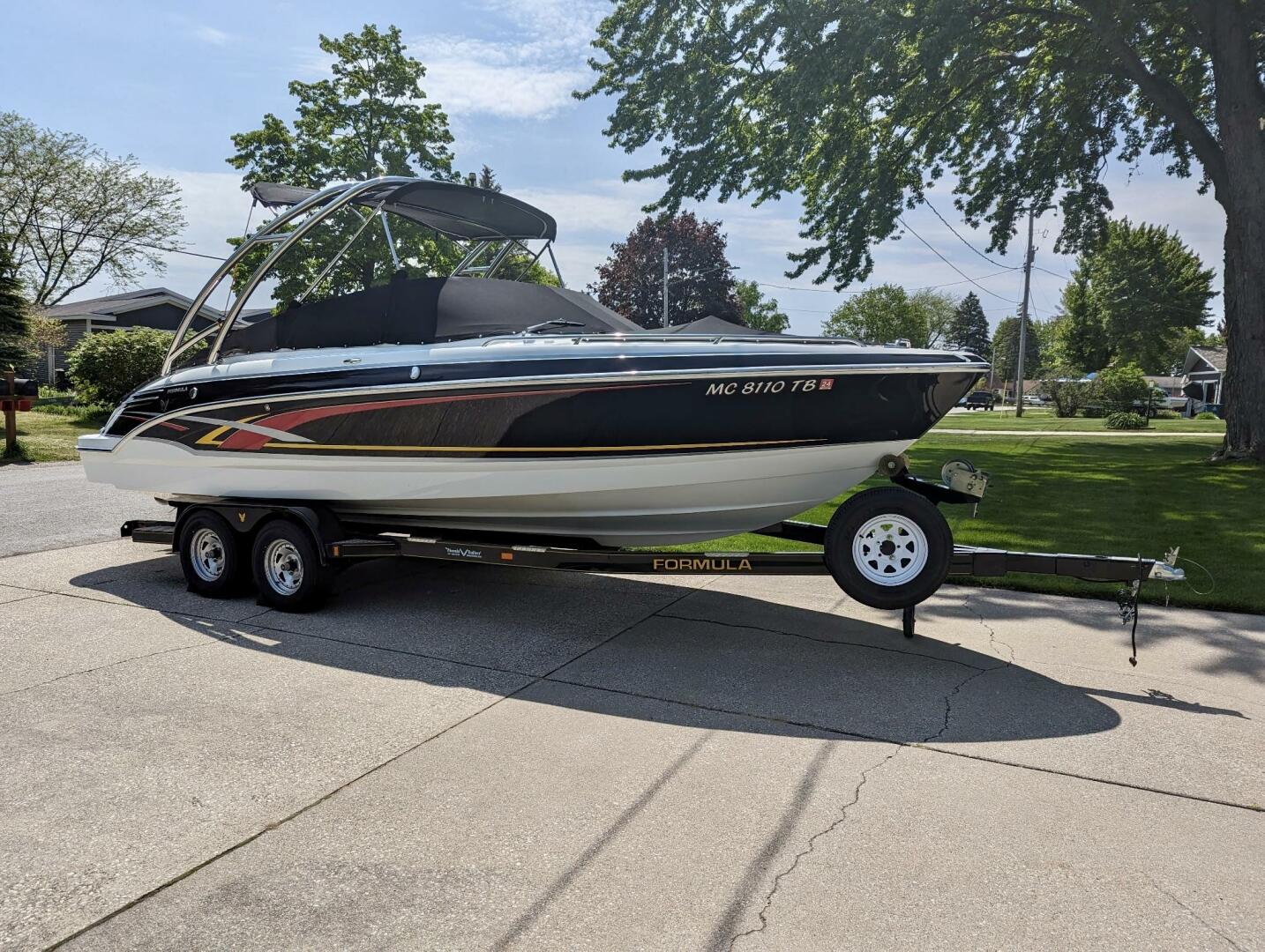 24ft Formula Yacht For Sale