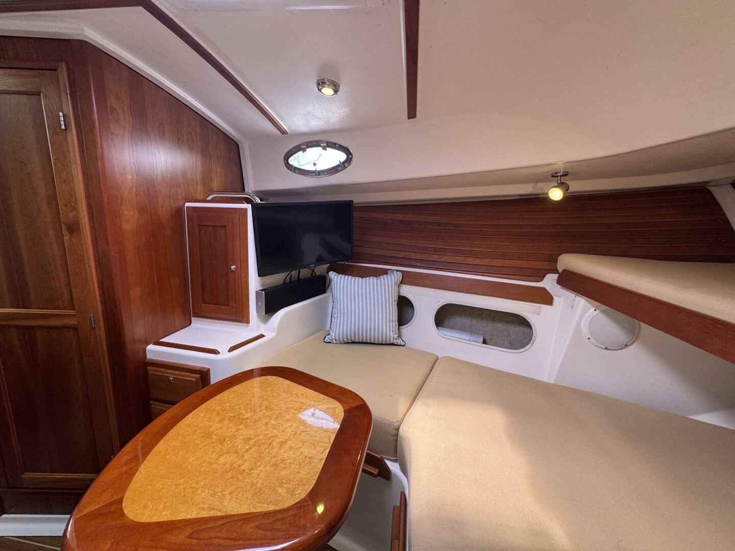 Mary Time 30ft Back Cove Yacht For Sale