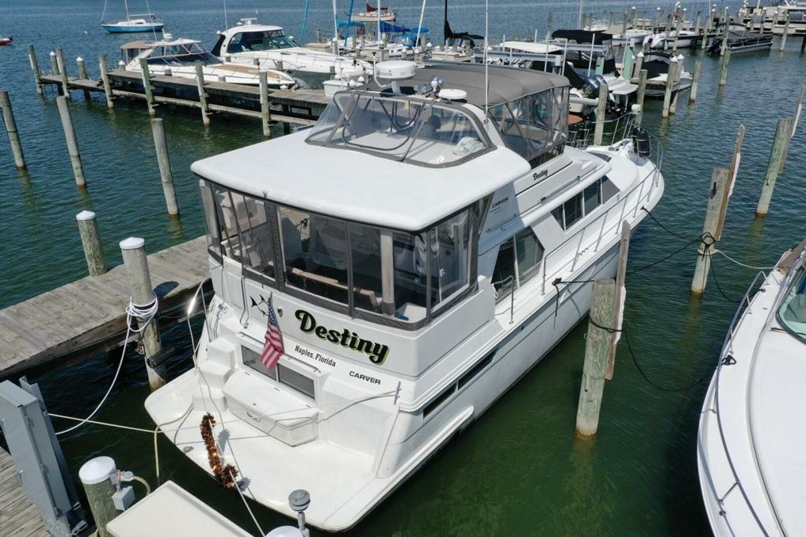 44ft Carver Yacht For Sale