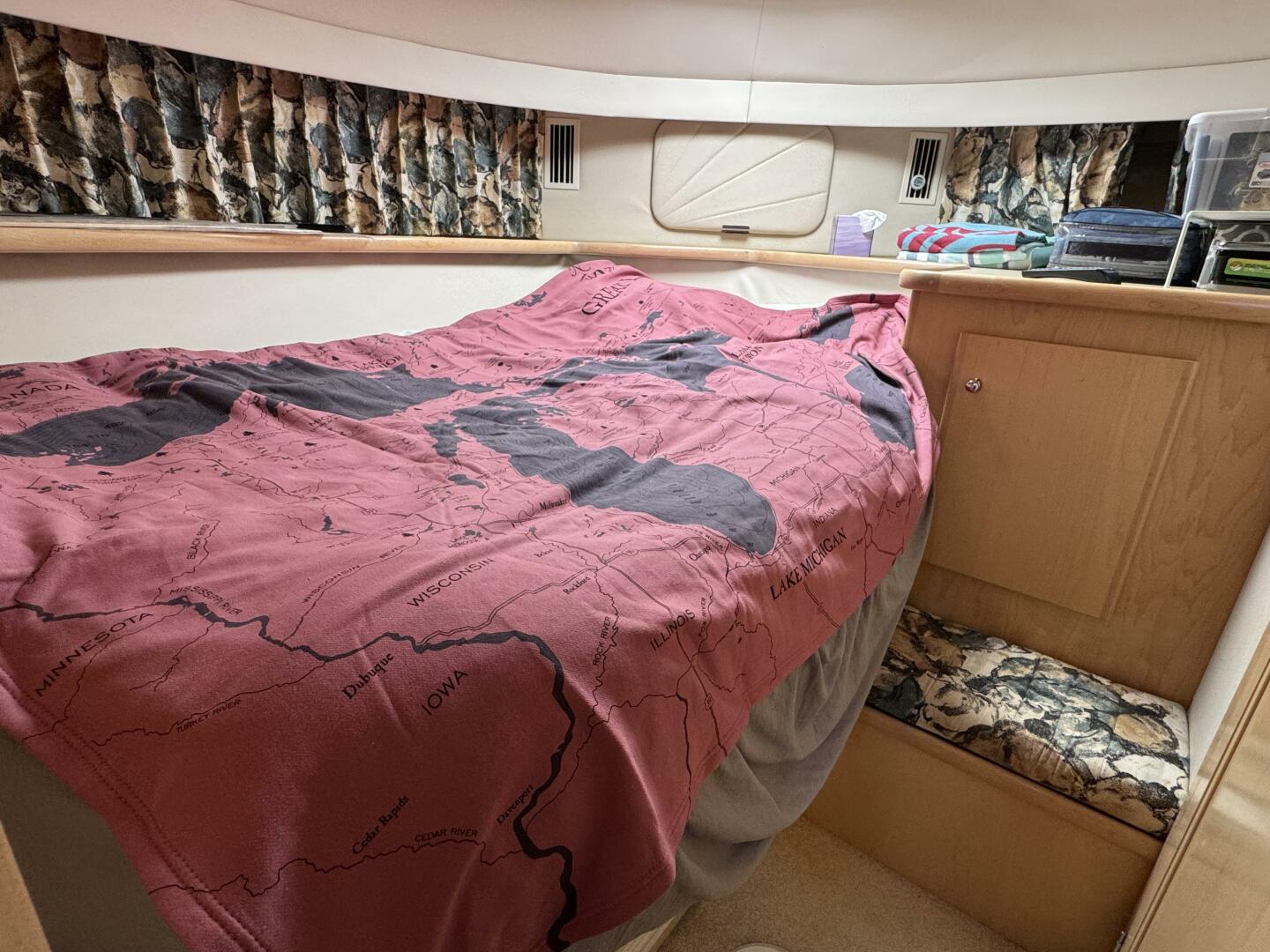 44ft Carver Yacht For Sale