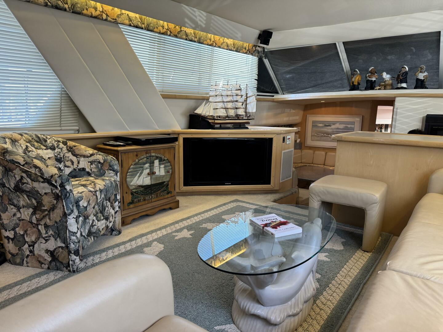 44ft Carver Yacht For Sale