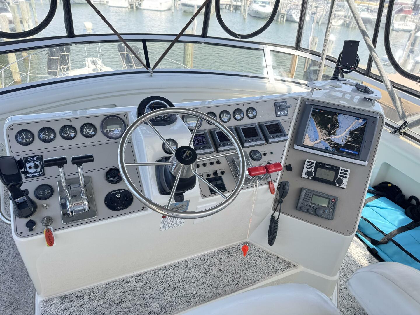 44ft Carver Yacht For Sale