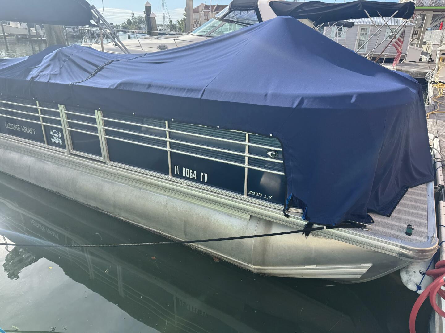 26ft Leisurecraft Yacht For Sale