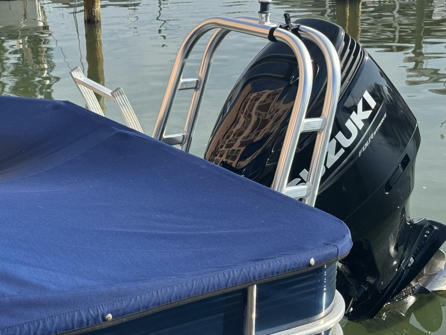 26ft Leisurecraft Yacht For Sale
