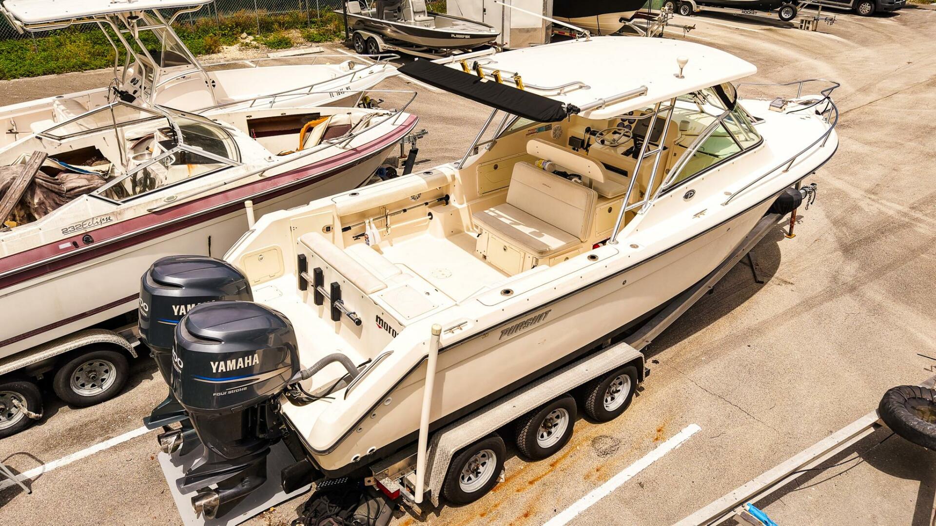 26ft Pursuit Yacht For Sale
