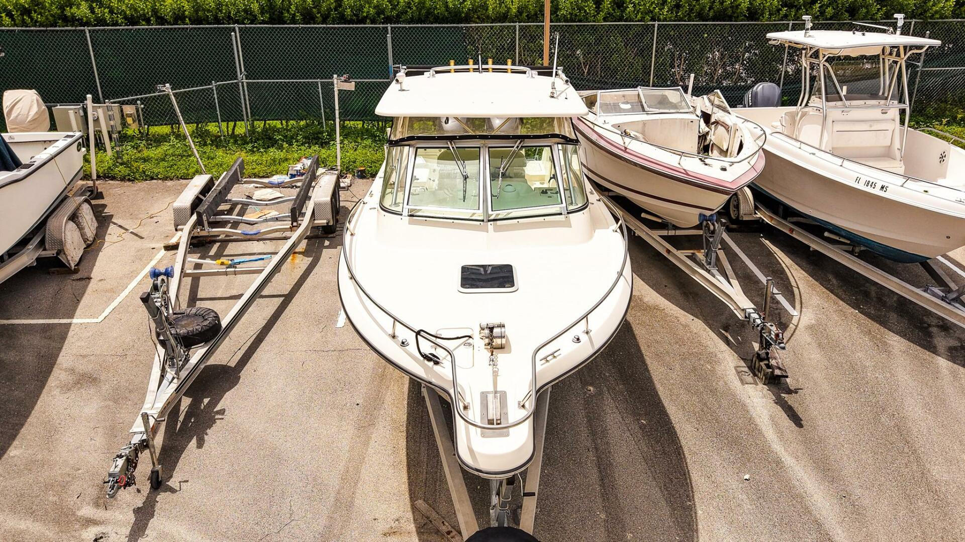 26ft Pursuit Yacht For Sale