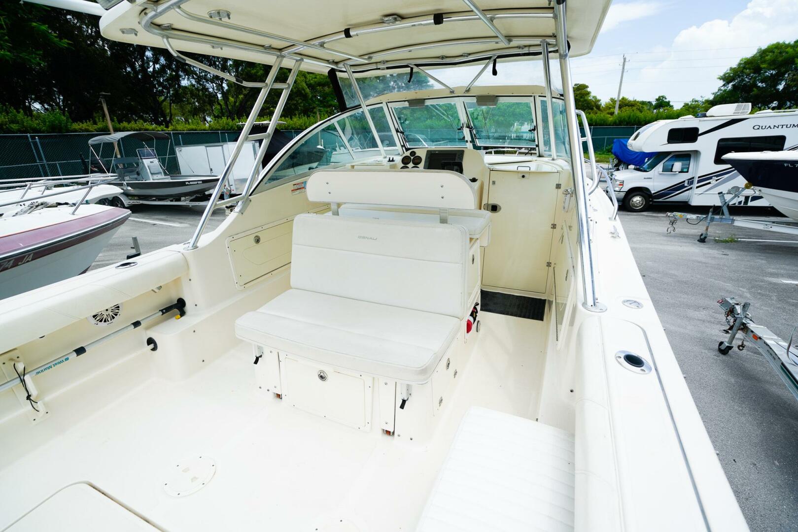 26ft Pursuit Yacht For Sale