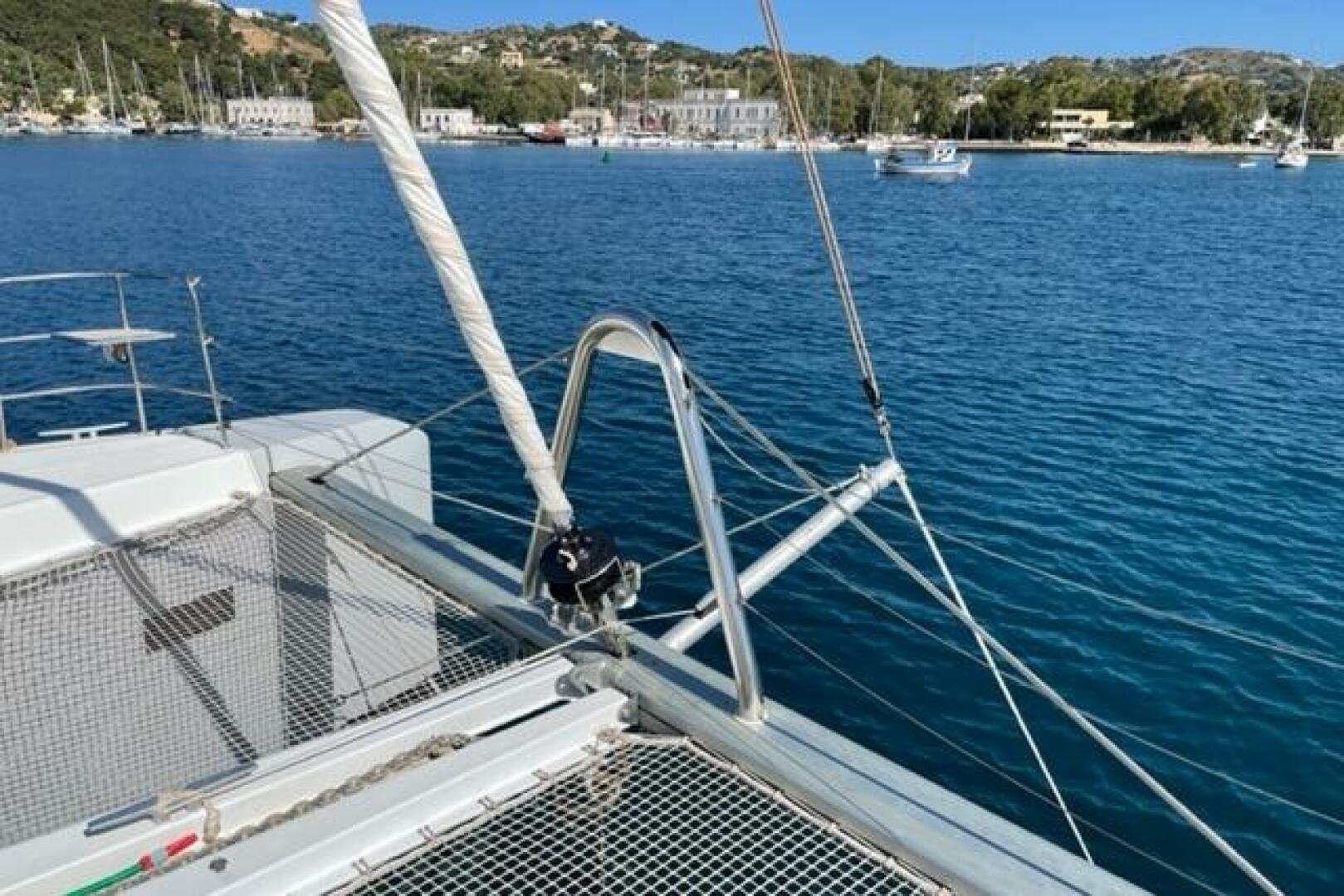 52ft Lagoon Yacht For Sale