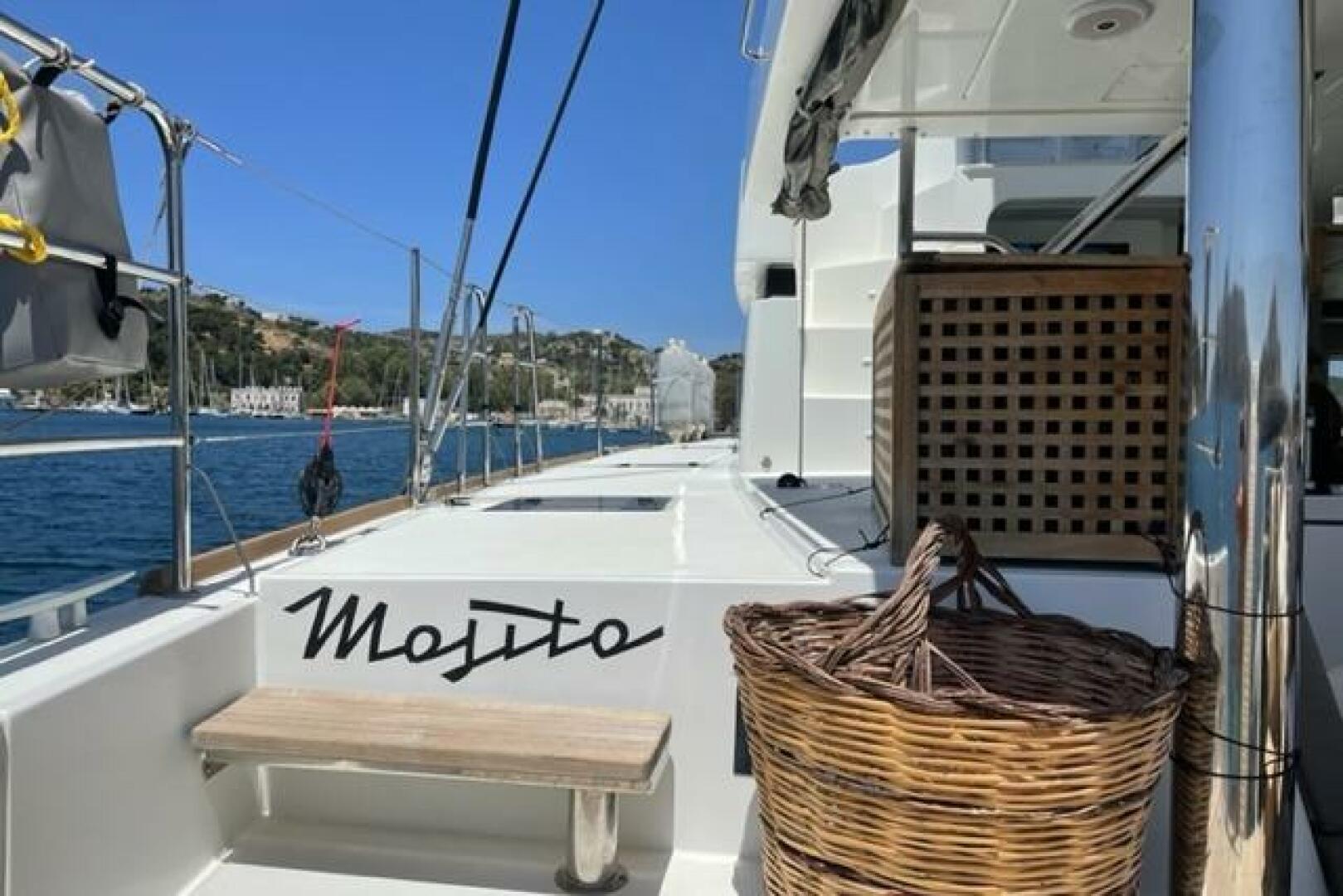 52ft Lagoon Yacht For Sale