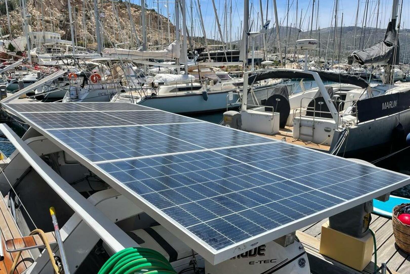 52ft Lagoon Yacht For Sale
