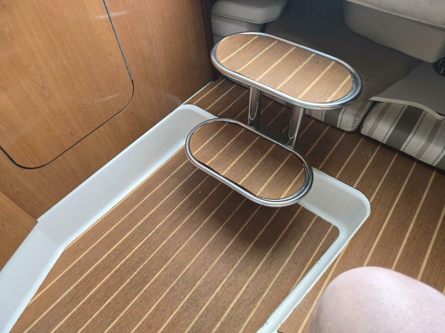 29ft Century Yacht For Sale