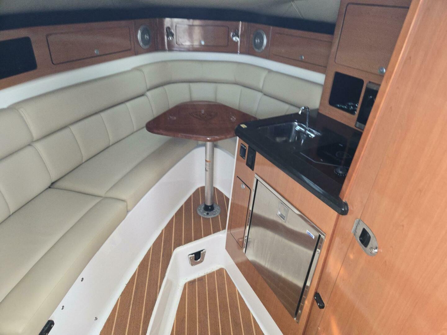 29ft Century Yacht For Sale