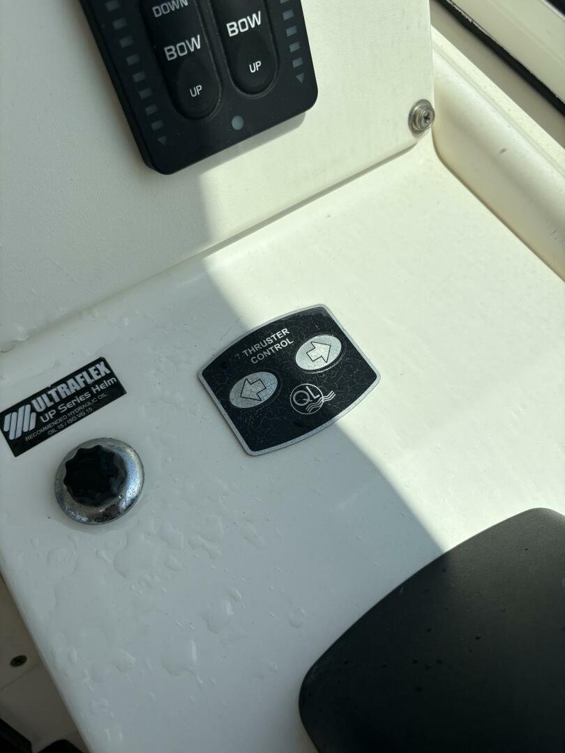 2009 Wellcraft 340 Coastal 
