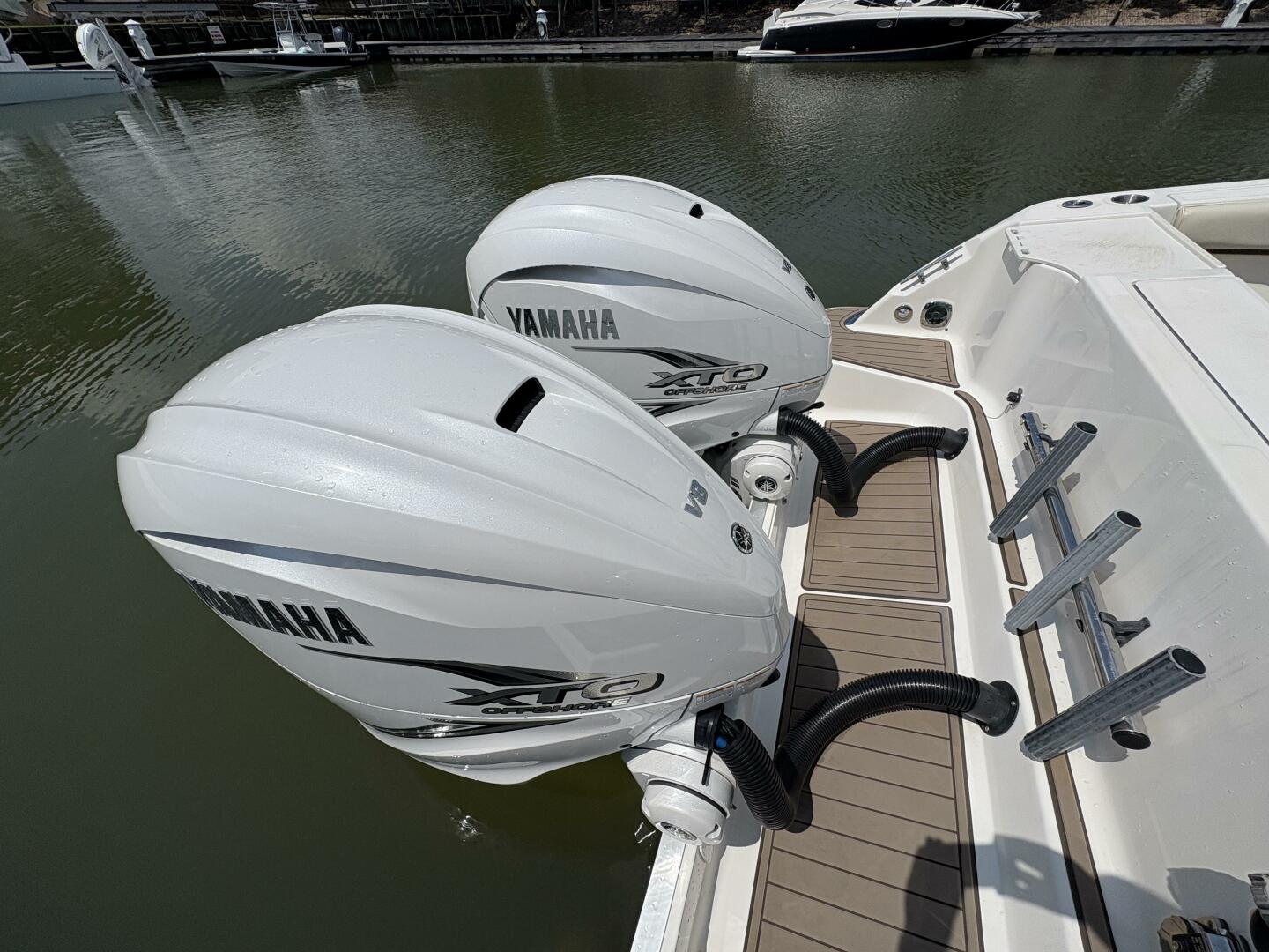 2009 Wellcraft 340 Coastal 