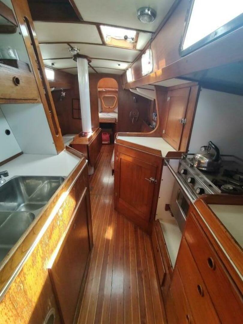 Vi 44ft Alden Yacht For Sale