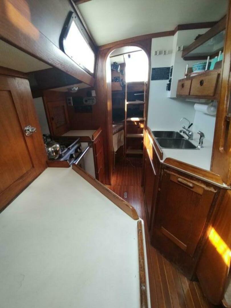 Vi 44ft Alden Yacht For Sale